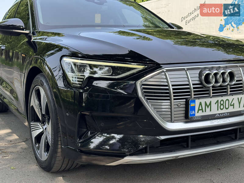 Внедорожник / Кроссовер Audi e-tron 2019 в Звягеле