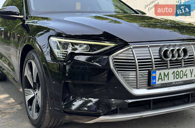 Внедорожник / Кроссовер Audi e-tron 2019 в 