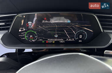 Внедорожник / Кроссовер Audi e-tron 2019 в 