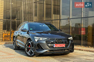 Позашляховик / Кросовер Audi e-tron 2023 в Мукачевому