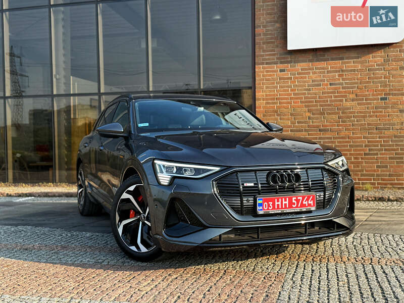 Внедорожник / Кроссовер Audi e-tron 2023 в Мукачево
