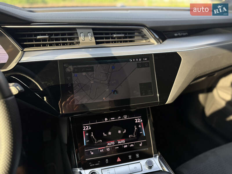 Внедорожник / Кроссовер Audi e-tron 2023 в Мукачево