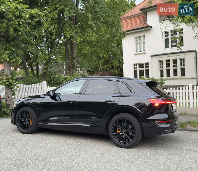 Внедорожник / Кроссовер Audi e-tron 2023 в Львове