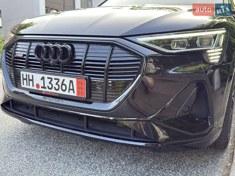 Внедорожник / Кроссовер Audi e-tron 2023 в Львове
