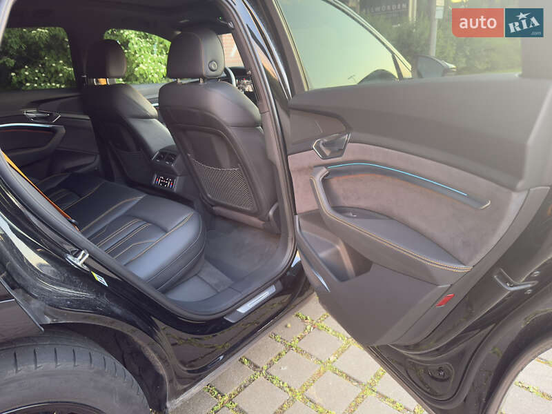 Внедорожник / Кроссовер Audi e-tron 2023 в Львове