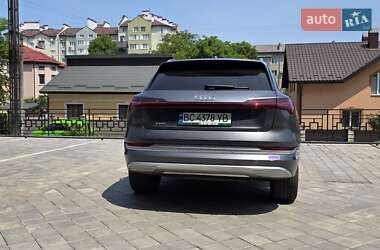 Внедорожник / Кроссовер Audi e-tron 2019 в 