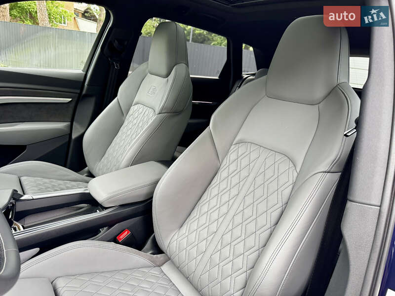 Внедорожник / Кроссовер Audi e-tron 2020 в Киеве