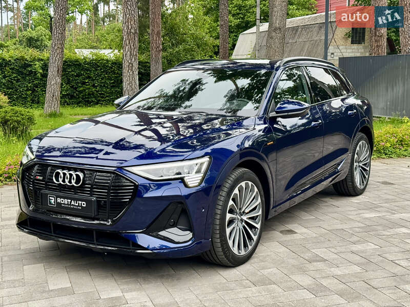 Внедорожник / Кроссовер Audi e-tron 2020 в Киеве