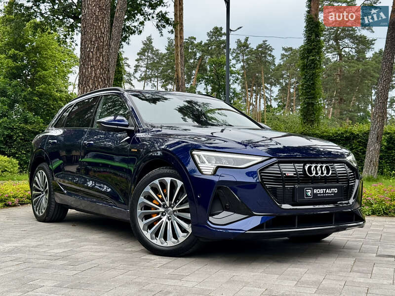 Внедорожник / Кроссовер Audi e-tron 2020 в Киеве