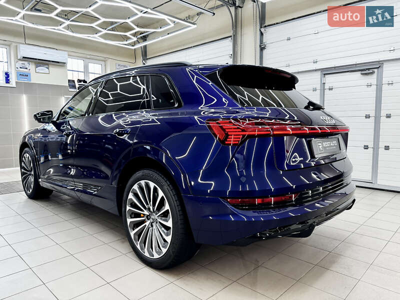 Внедорожник / Кроссовер Audi e-tron 2020 в Киеве