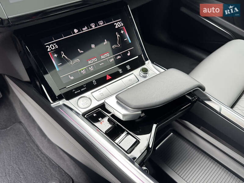 Внедорожник / Кроссовер Audi e-tron 2020 в Киеве