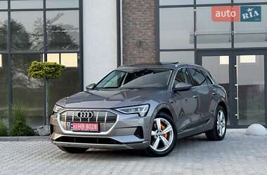 Позашляховик / Кросовер Audi e-tron 2020 в 