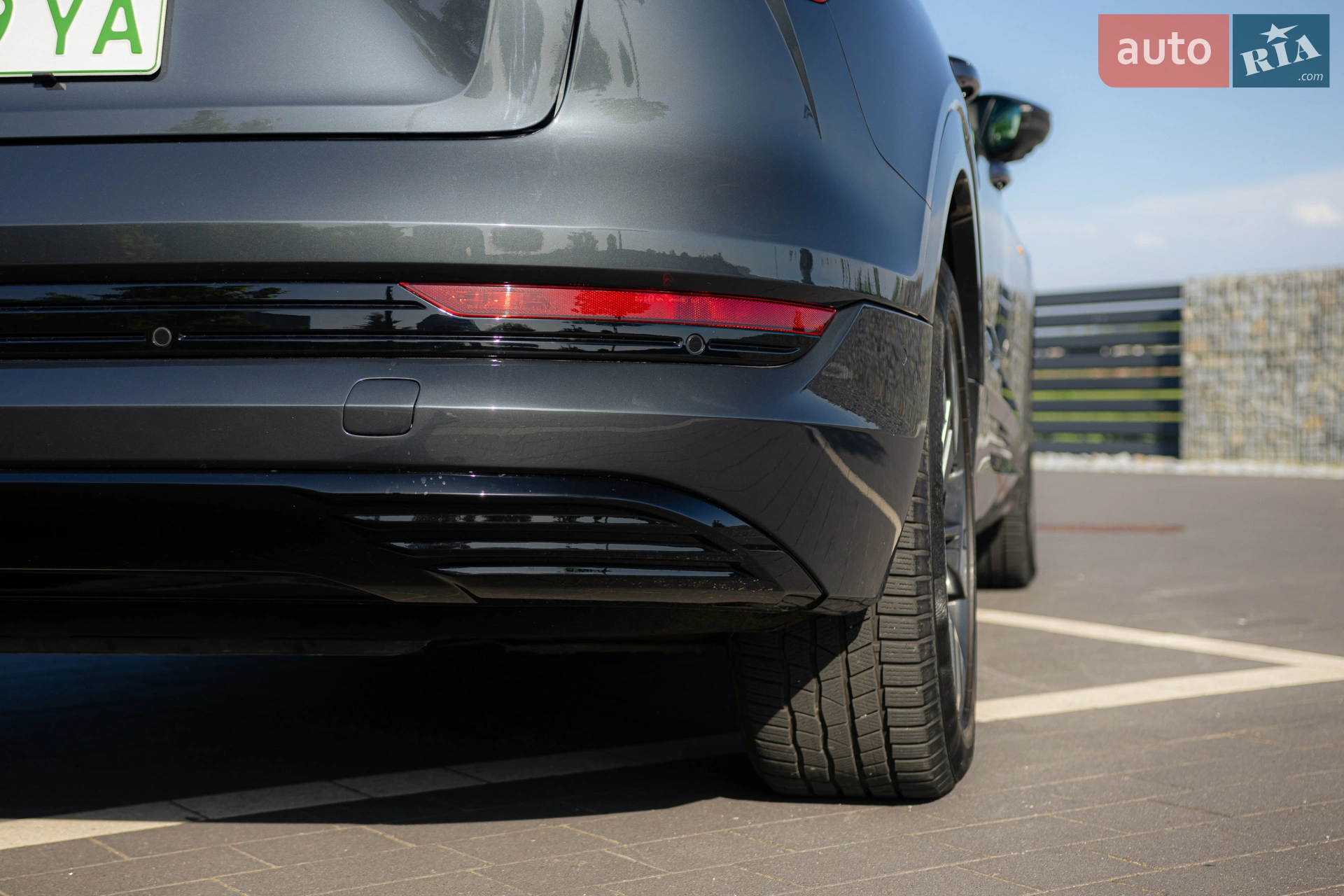 2020 Audi e-tron - мініатюра 32
