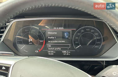 Внедорожник / Кроссовер Audi e-tron 2019 в 