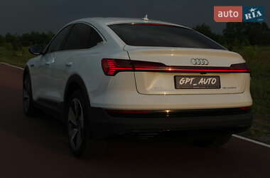 Внедорожник / Кроссовер Audi e-tron 2021 в 