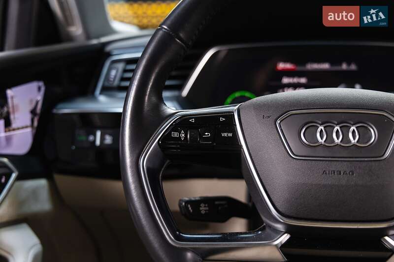 Позашляховик / Кросовер Audi e-tron 2019 в Луцьку