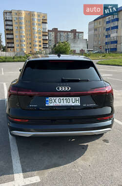 Внедорожник / Кроссовер Audi e-tron 2020 в 