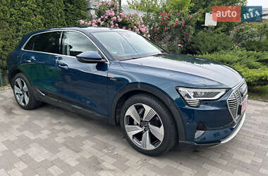 Позашляховик / Кросовер Audi e-tron 2022 в Києві