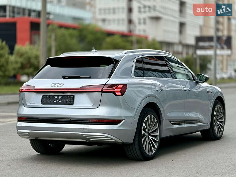 Внедорожник / Кроссовер Audi e-tron 2019 в Харькове