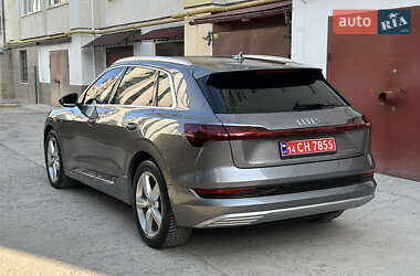 Внедорожник / Кроссовер Audi e-tron 2019 в 