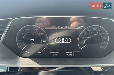 Внедорожник / Кроссовер Audi e-tron 2019 в 