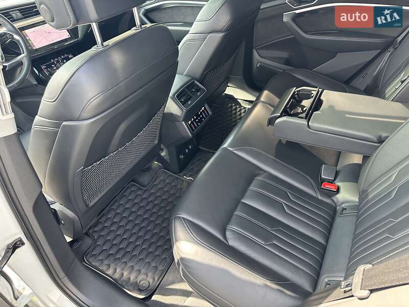 Внедорожник / Кроссовер Audi e-tron 2019 в Запорожье