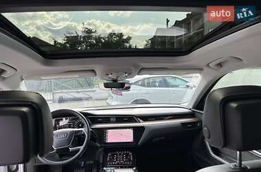 Внедорожник / Кроссовер Audi e-tron 2019 в 