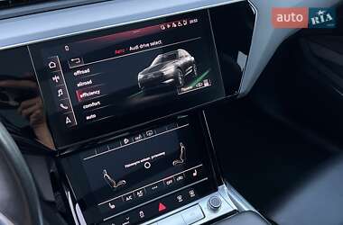 Внедорожник / Кроссовер Audi e-tron 2019 в 