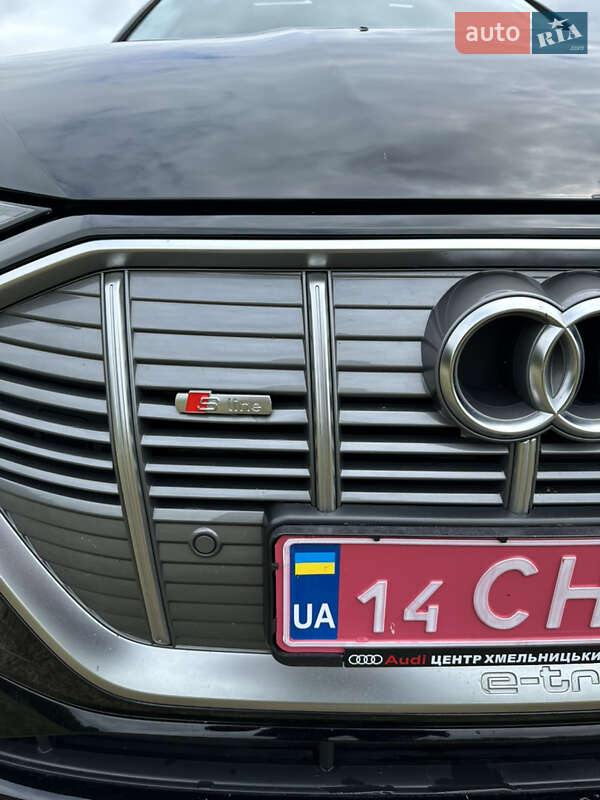 Позашляховик / Кросовер Audi e-tron 2022 в Харкові