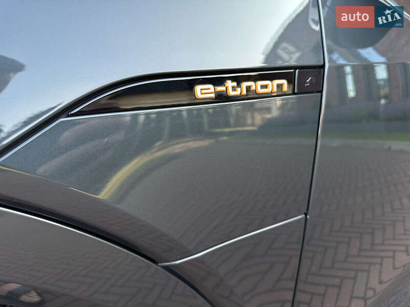 Внедорожник / Кроссовер Audi e-tron 2019 в Мукачево
