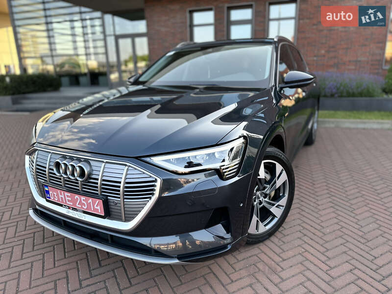 Внедорожник / Кроссовер Audi e-tron 2019 в Мукачево