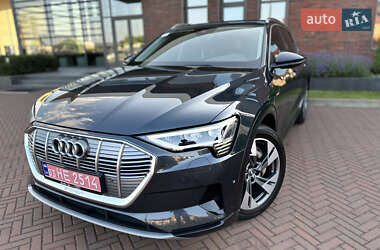 Внедорожник / Кроссовер Audi e-tron 2019 в 