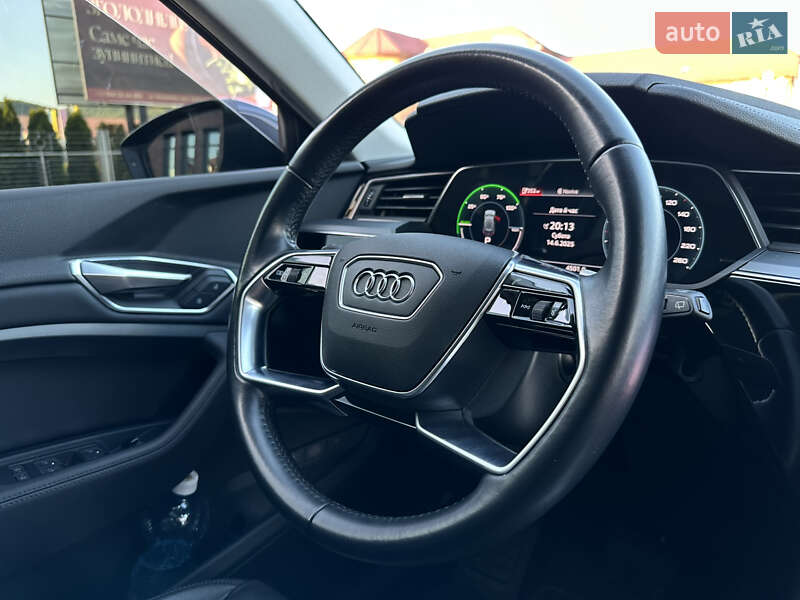 Внедорожник / Кроссовер Audi e-tron 2019 в Мукачево