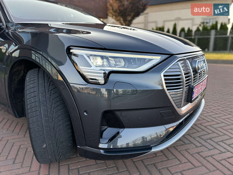 Внедорожник / Кроссовер Audi e-tron 2019 в Мукачево