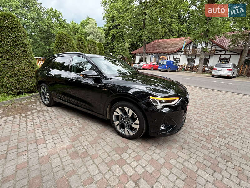 Внедорожник / Кроссовер Audi e-tron 2020 в Дрогобыче