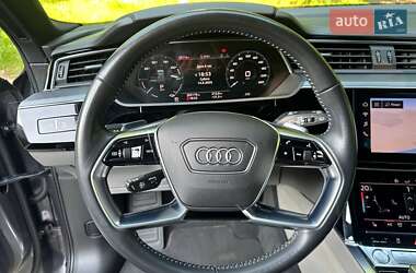 Внедорожник / Кроссовер Audi e-tron 2019 в 