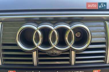 Внедорожник / Кроссовер Audi e-tron 2019 в 