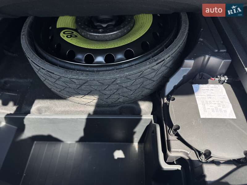Позашляховик / Кросовер Audi e-tron 2020 в Києві