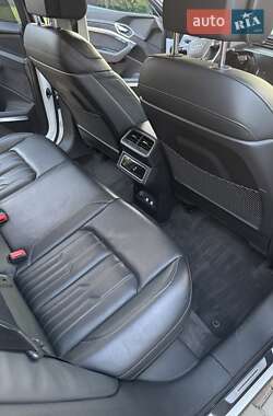 Позашляховик / Кросовер Audi e-tron 2019 в 