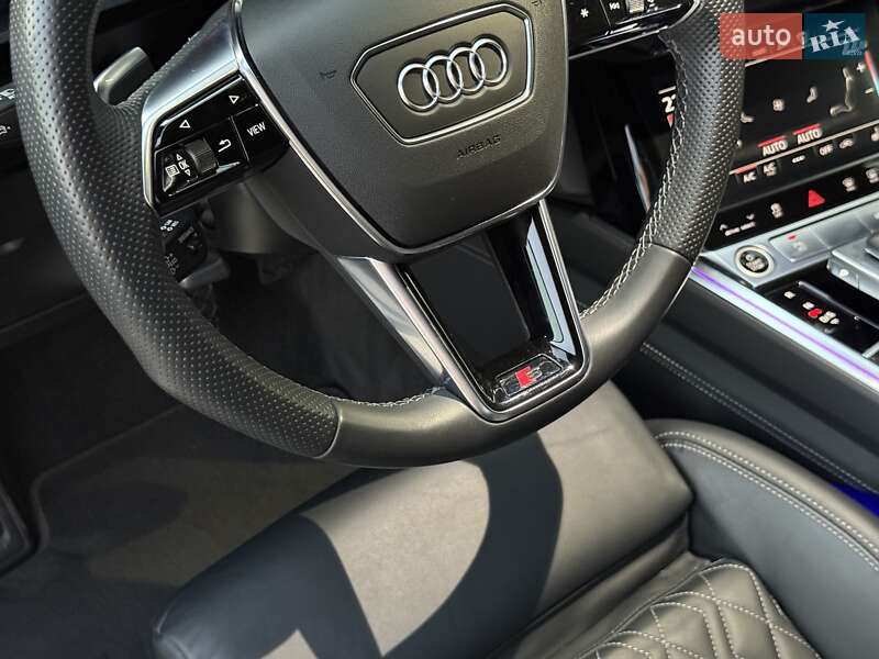 Внедорожник / Кроссовер Audi e-tron 2022 в Ужгороде