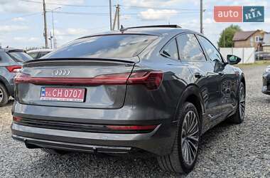 Внедорожник / Кроссовер Audi e-tron 2020 в 
