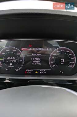 Внедорожник / Кроссовер Audi e-tron 2020 в 