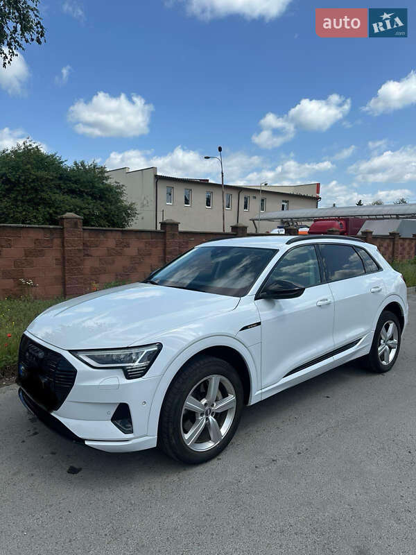 Внедорожник / Кроссовер Audi e-tron 2020 в Ровно