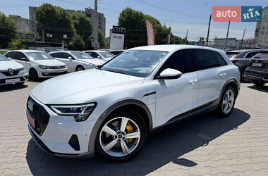 Позашляховик / Кросовер Audi e-tron 2023 в Хмельницькому