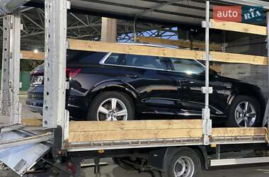 Внедорожник / Кроссовер Audi e-tron 2021 в 