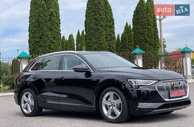 Внедорожник / Кроссовер Audi e-tron 2019 в 