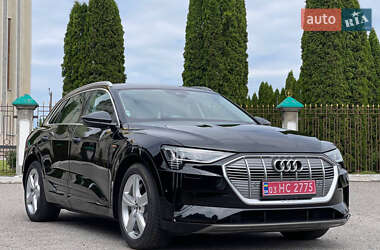 Внедорожник / Кроссовер Audi e-tron 2019 в 