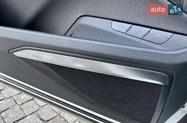 Внедорожник / Кроссовер Audi e-tron 2020 в 