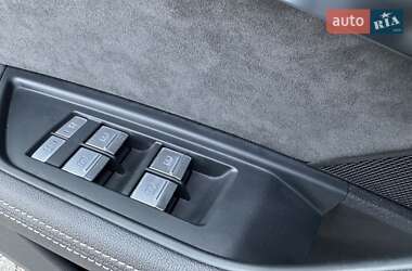 Внедорожник / Кроссовер Audi e-tron 2020 в 