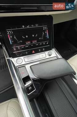 Внедорожник / Кроссовер Audi e-tron 2019 в 